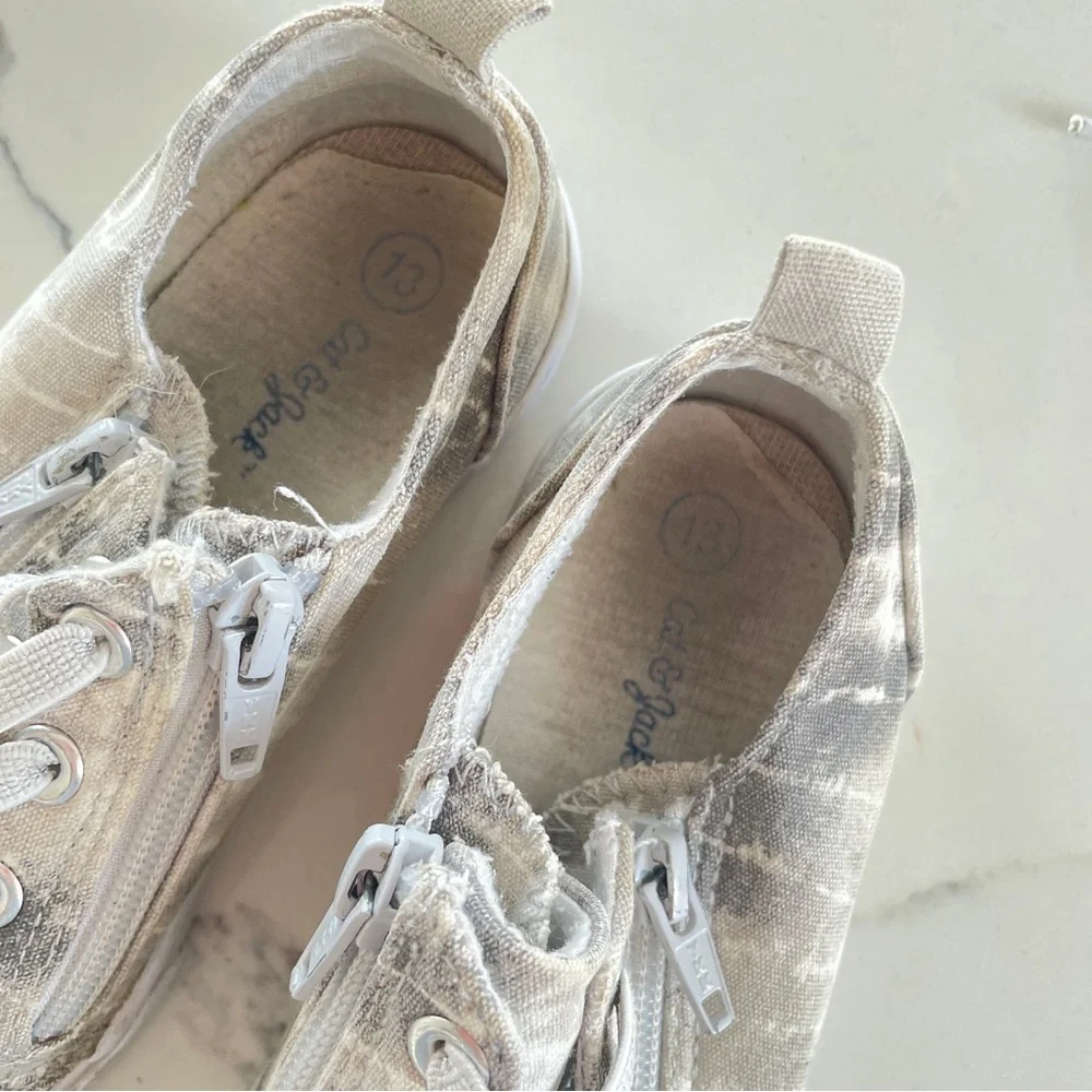 Cat & Jack Sneakers